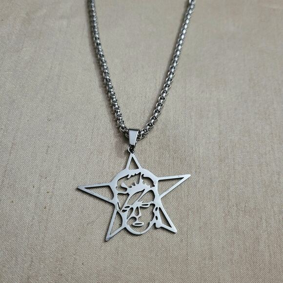 David Bowie Ziggy Stardust necklace, stainless steel - Picture 1 of 2